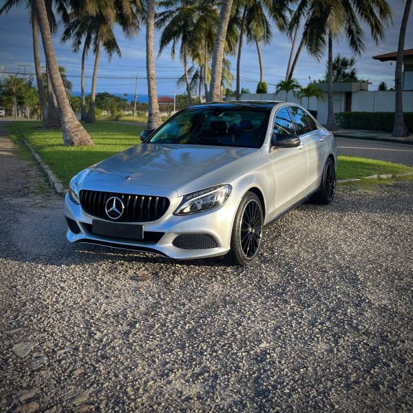 EDIÇÃO/07 - MERCEDES-BENZ C180 KIT AMG ou 120.000.00 NA CONTA 